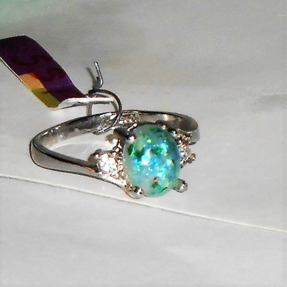 Opal Fashion Ring Silver Plated - Picture 2 of 13